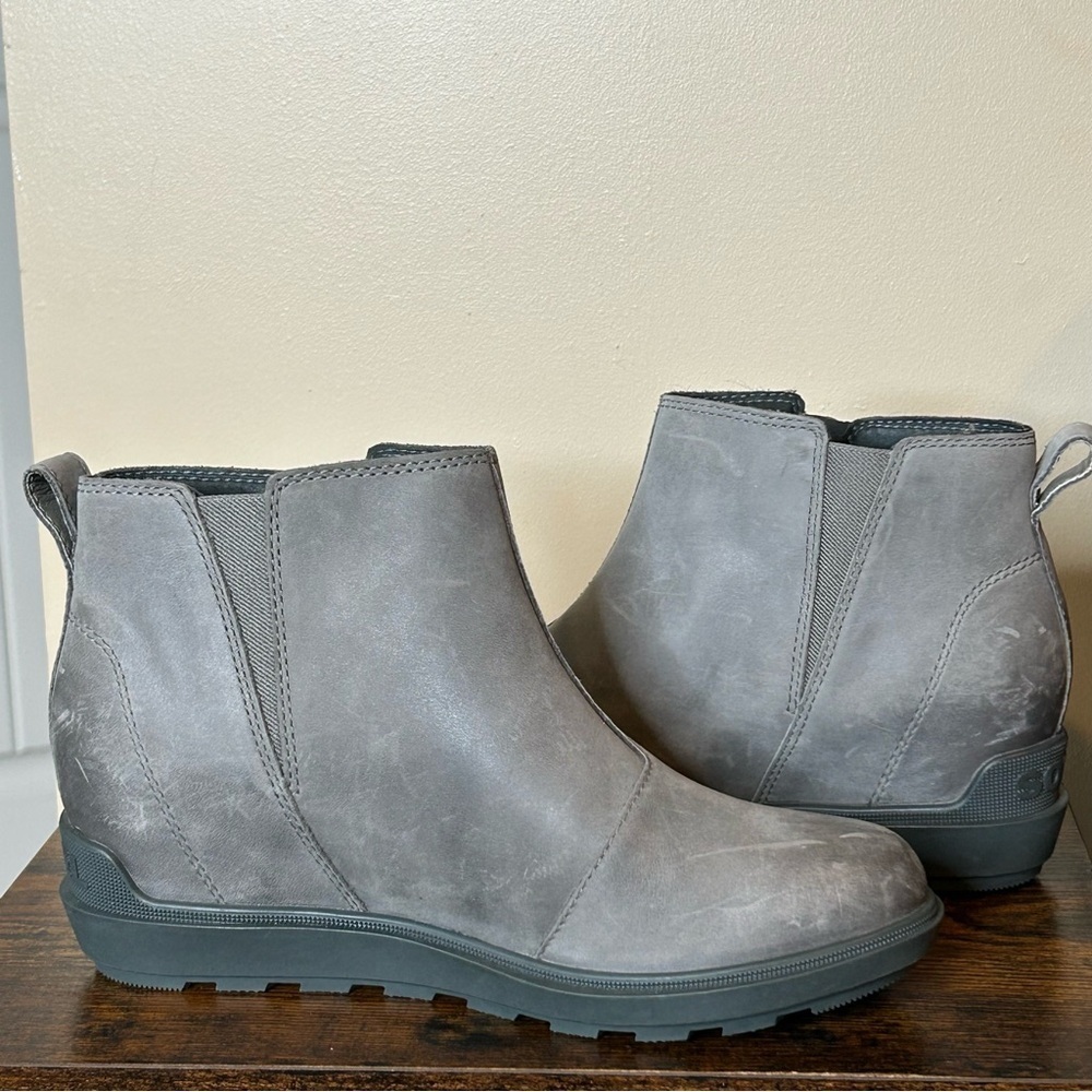 Sorel Women's Evie II Zip Wedge Booties Size 7 Quarry Grill - Picture 7 of 10